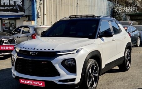 Chevrolet TrailBlazer, 2022 год, 1 860 000 рублей, 3 фотография