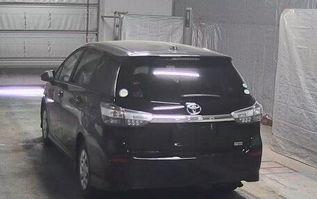 Toyota Wish II, 2016 год, 1 230 000 рублей, 4 фотография