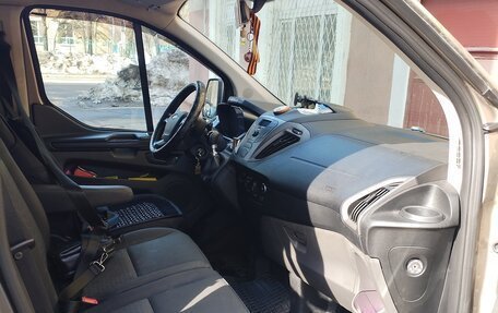 Ford Tourneo Custom I рестайлинг, 2018 год, 2 300 000 рублей, 10 фотография