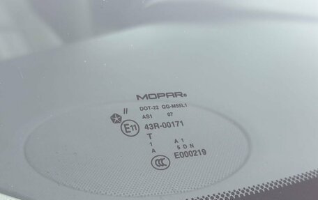 Chrysler 300C II, 2007 год, 1 098 000 рублей, 22 фотография