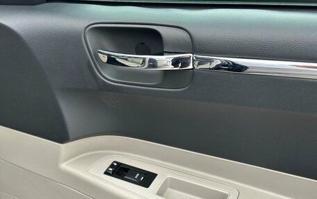 Chrysler 300C II, 2007 год, 1 098 000 рублей, 19 фотография