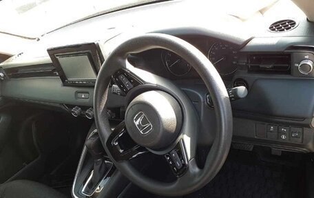 Honda Vezel, 2022 год, 2 011 000 рублей, 9 фотография