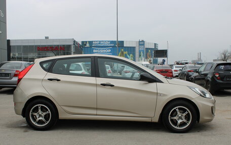 Hyundai Solaris II рестайлинг, 2012 год, 799 000 рублей, 4 фотография
