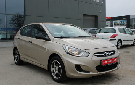 Hyundai Solaris II рестайлинг, 2012 год, 799 000 рублей, 3 фотография