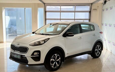 KIA Sportage IV рестайлинг, 2021 год, 1 820 000 рублей, 3 фотография