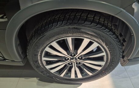 Mitsubishi Outlander III рестайлинг 3, 2019 год, 2 099 000 рублей, 15 фотография