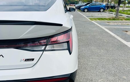 Hyundai Elantra, 2023 год, 1 420 325 рублей, 7 фотография