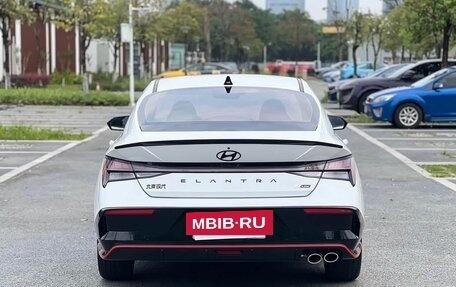 Hyundai Elantra, 2023 год, 1 420 325 рублей, 5 фотография