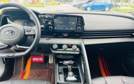 Hyundai Elantra, 2023 год, 1 420 325 рублей, 14 фотография