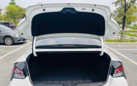 Hyundai Elantra, 2023 год, 1 420 325 рублей, 20 фотография