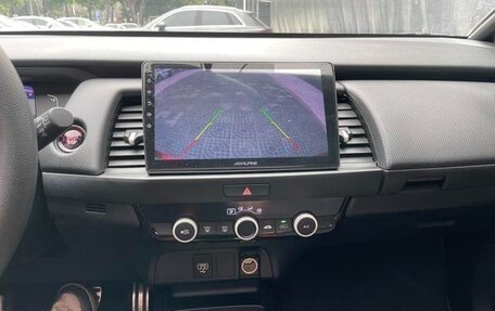 Honda Fit, 2022 год, 1 030 000 рублей, 12 фотография