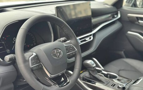 Toyota Highlander, 2026 год, 5 700 000 рублей, 10 фотография