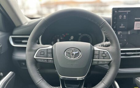 Toyota Highlander, 2026 год, 5 700 000 рублей, 26 фотография