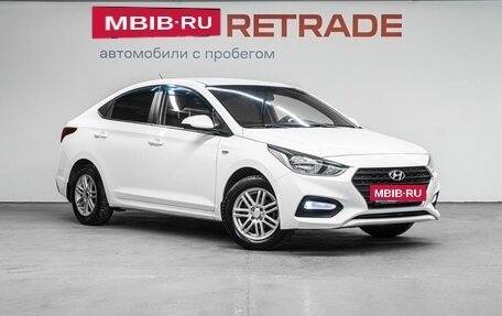 Hyundai Solaris II рестайлинг, 2017 год, 899 000 рублей, 4 фотография