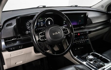 KIA Carnival, 2022 год, 5 049 000 рублей, 10 фотография