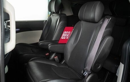 KIA Carnival, 2022 год, 5 049 000 рублей, 18 фотография