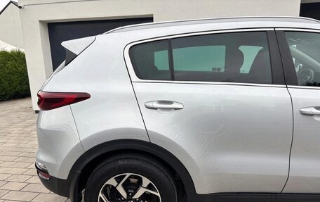KIA Sportage IV рестайлинг, 2020 год, 1 638 000 рублей, 9 фотография