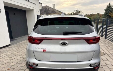 KIA Sportage IV рестайлинг, 2020 год, 1 638 000 рублей, 6 фотография