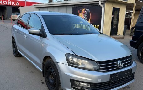 Volkswagen Polo VI (EU Market), 2017 год, 840 000 рублей, 3 фотография