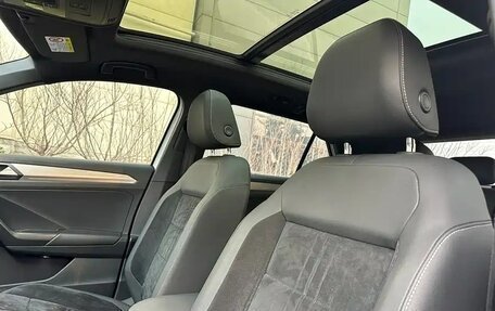 Volkswagen T-Roc I, 2022 год, 1 895 000 рублей, 8 фотография