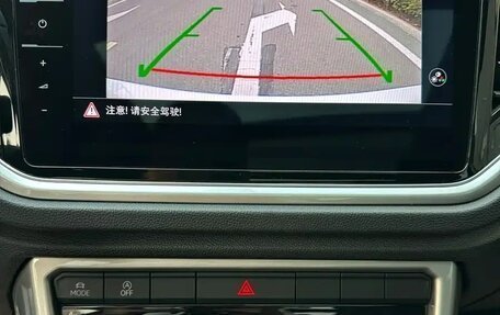 Volkswagen T-Roc I, 2022 год, 1 895 000 рублей, 12 фотография