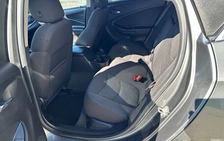 Chevrolet Volt II, 2017 год, 1 700 000 рублей, 13 фотография