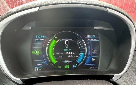 Chevrolet Volt II, 2017 год, 1 700 000 рублей, 39 фотография