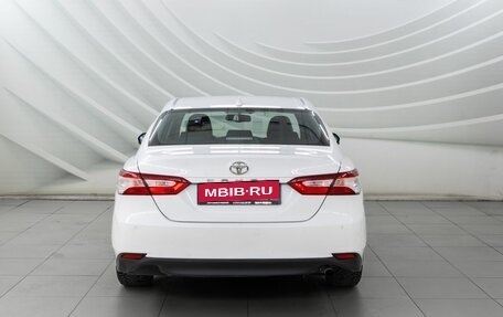 Toyota Camry, 2019 год, 1 938 000 рублей, 6 фотография