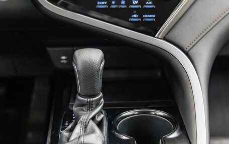 Toyota Camry, 2019 год, 1 938 000 рублей, 26 фотография