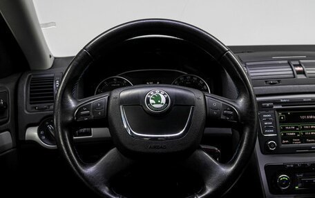 Skoda Octavia, 2011 год, 900 000 рублей, 18 фотография