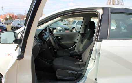 Volkswagen Polo VI (EU Market), 2012 год, 819 000 рублей, 11 фотография