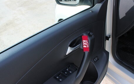 Volkswagen Polo VI (EU Market), 2012 год, 819 000 рублей, 10 фотография