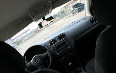 Volkswagen Polo VI (EU Market), 2012 год, 819 000 рублей, 22 фотография