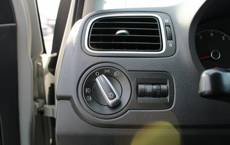 Volkswagen Polo VI (EU Market), 2012 год, 819 000 рублей, 21 фотография