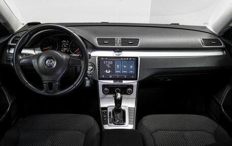 Volkswagen Passat B7, 2012 год, 959 000 рублей, 17 фотография