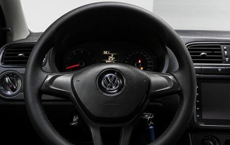 Volkswagen Polo VI (EU Market), 2016 год, 850 000 рублей, 18 фотография