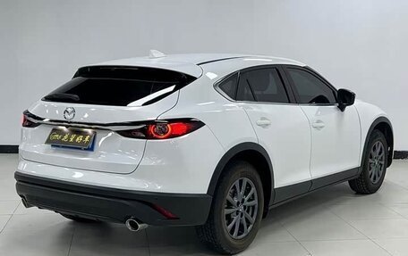 Mazda CX-4, 2023 год, 2 553 000 рублей, 5 фотография