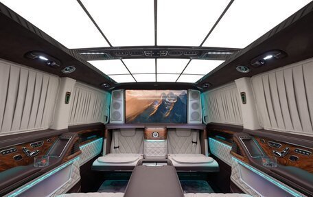 Mercedes-Benz V-Класс, 2024 год, 45 700 000 рублей, 4 фотография