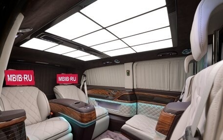 Mercedes-Benz V-Класс, 2024 год, 45 700 000 рублей, 9 фотография