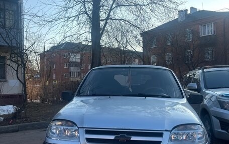 Chevrolet Niva I рестайлинг, 2008 год, 345 000 рублей, 1 фотография