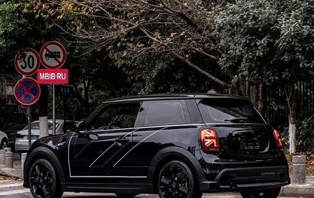 MINI Countryman II (F60), 2023 год, 3 160 000 рублей, 3 фотография