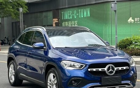 Mercedes-Benz GLA, 2022 год, 2 130 000 рублей, 3 фотография