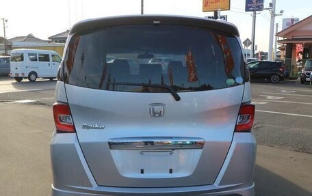 Honda Freed I, 2016 год, 925 000 рублей, 6 фотография