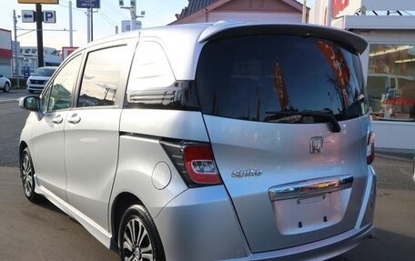 Honda Freed I, 2016 год, 925 000 рублей, 7 фотография