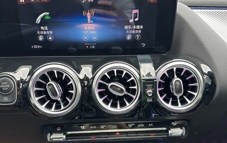 Mercedes-Benz GLA, 2022 год, 2 130 000 рублей, 14 фотография