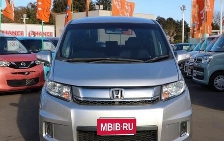 Honda Freed I, 2016 год, 925 000 рублей, 2 фотография