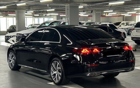 Mercedes-Benz E-Класс, 2024 год, 6 740 000 рублей, 3 фотография