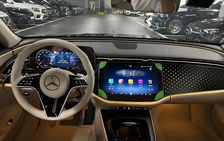 Mercedes-Benz E-Класс, 2024 год, 6 740 000 рублей, 7 фотография