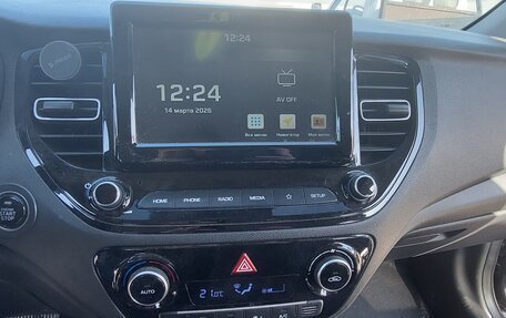 Hyundai Solaris II рестайлинг, 2021 год, 1 950 000 рублей, 8 фотография