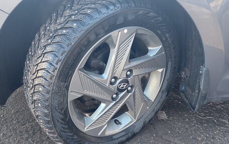 Hyundai Solaris II рестайлинг, 2021 год, 1 950 000 рублей, 4 фотография